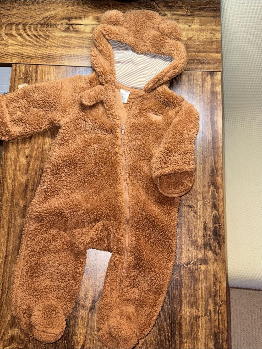 Carter’s Teddy Bear Onesie Fluffy Warm 6M